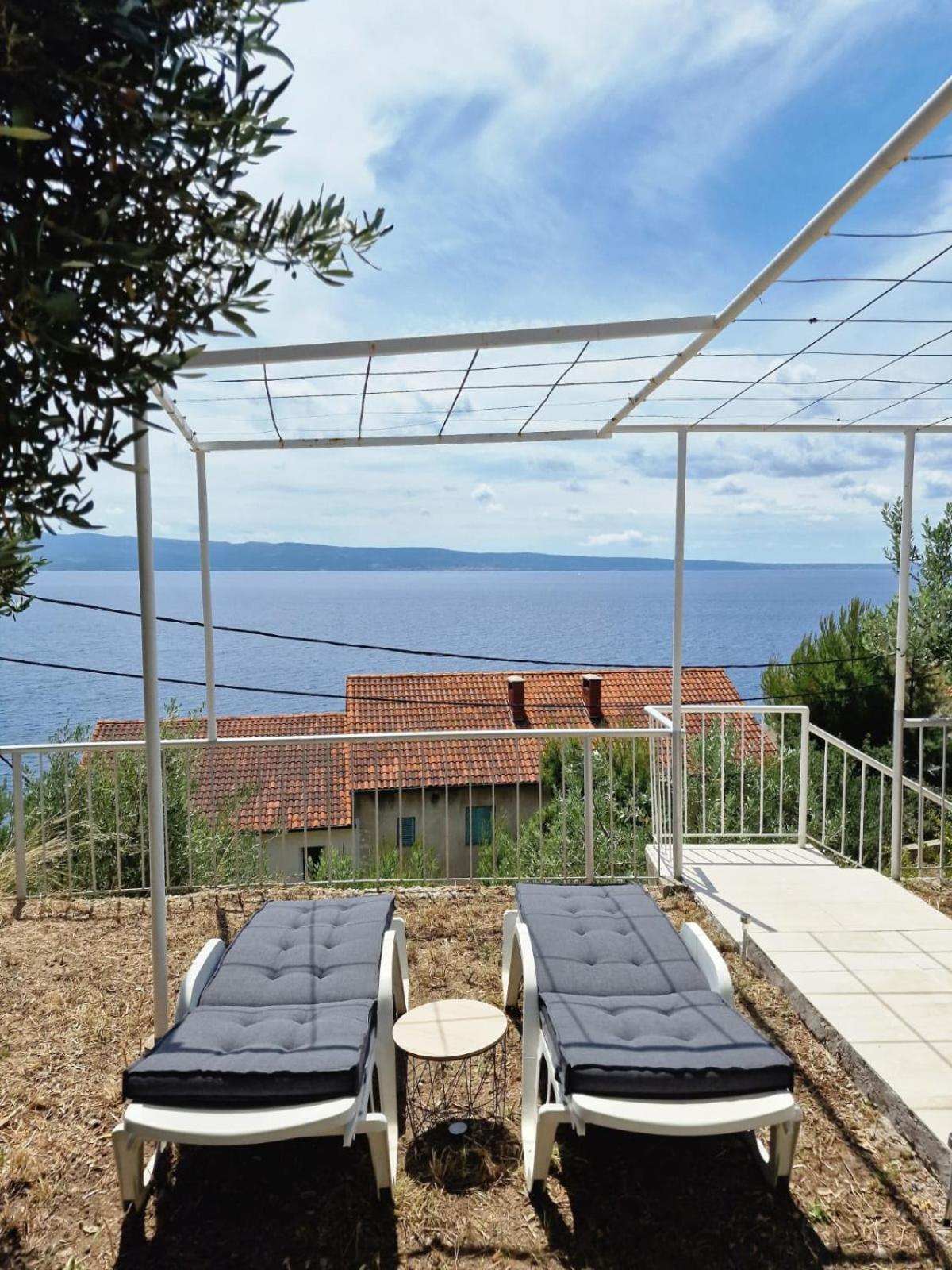 Apartment Panorama - Amazing Sea View, Newly Renovated Dugi Rat Exterior photo